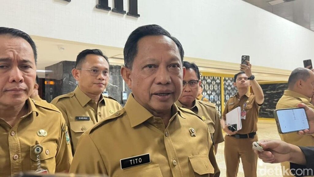 Pemerintah Kaj Opsi Penarikan Guru PPPK Menjadi ASN Pusat
