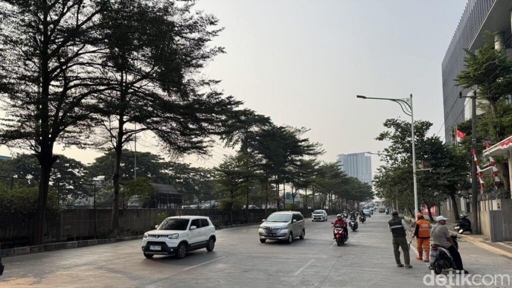 Massa Ormas Gelar Demo di OT Building Cengkareng Soal Tantangan Miras