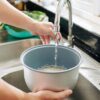 Chef Ungkap Manfaat Mencuci Beras Sebelum Dimasak agar Tidak Lembek