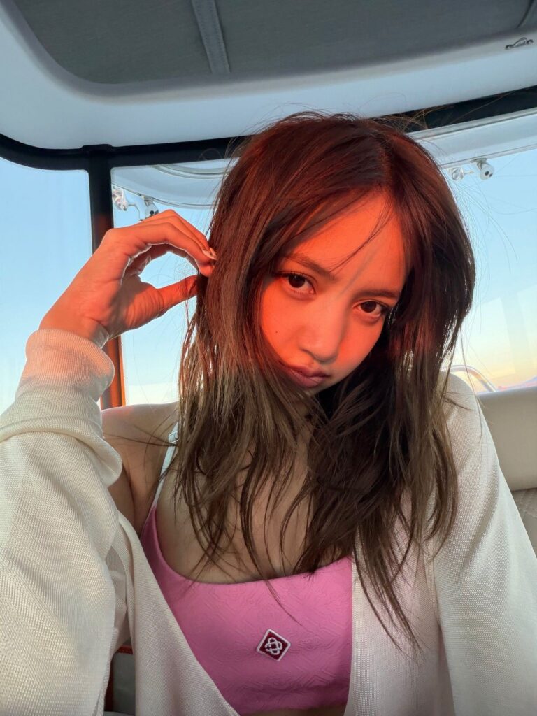Member BLACKPINK Sampaikan Permohonan Maaf kepada Penggemar
