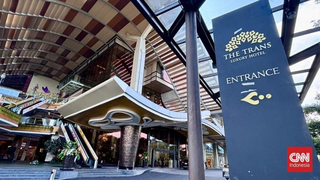 Chairul Tanjung Resmi Membuka The Trans Luxury Hotel Surabaya