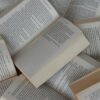 Perusahaan AI Beli dan Hancurkan Buku Fisik Demi Data Pelatihan LLM