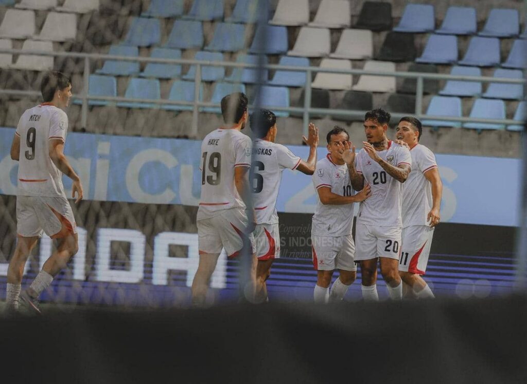 John Herdman Menurunkan Formasi 4 3 3 Lawan Singapura