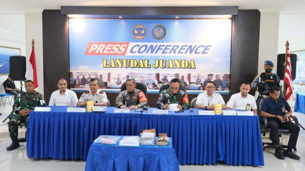 Petugas Bea Cukai Juanda Menggagalkan Penyelundupan Sabu dan Ekstasi