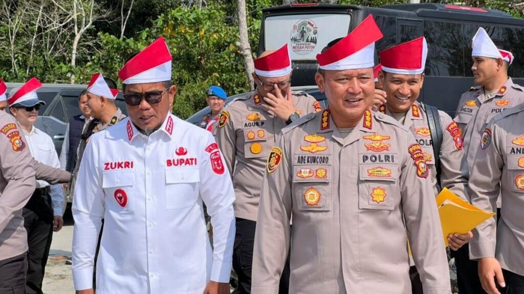 Polda Riau Tanam 1.000 Mangrove di Pelalawan