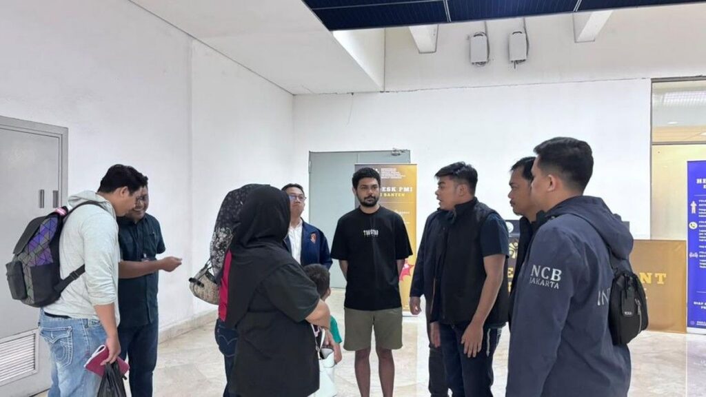 Polri Tangkap Buronan Interpol Kasus Penipuan Online Aulia Zulfahni