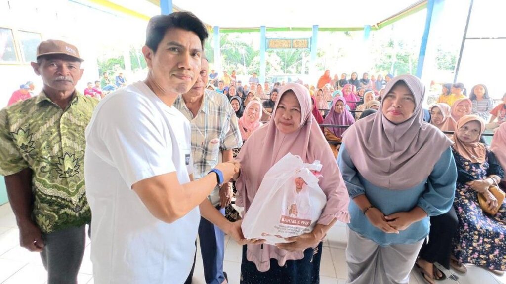 Bahtra Banong Serap Aspirasi Warga Tiga Desa di Kolaka Timur