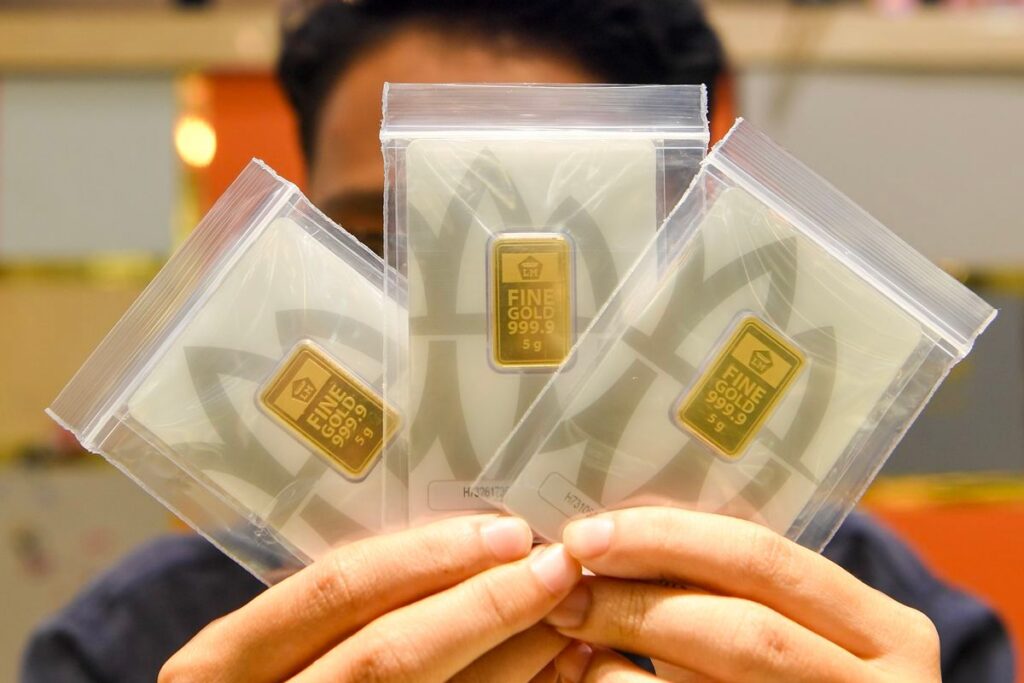 Harga Emas Antam, Galeri 24, dan UBS Menguat Seiring Sentimen Global
