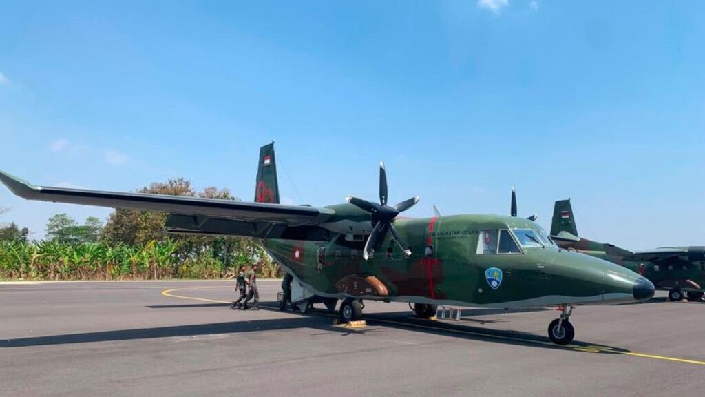 Pemerintah Tambah Lima Pesawat TNI AU Tangani Karhutla
