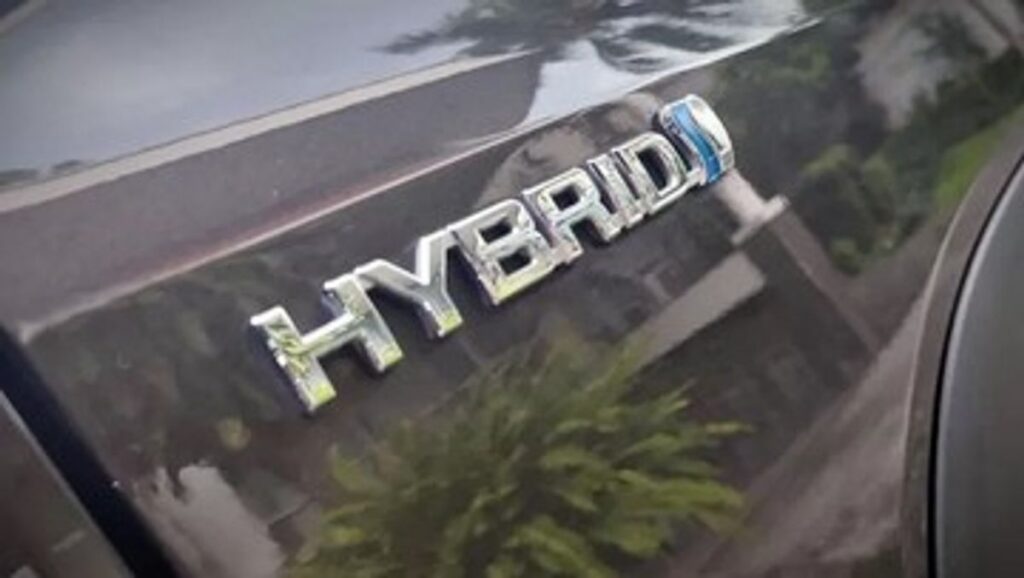 Pemerintah Tak Beri Insentif Mobil Hybrid akibat Penjualan Naik