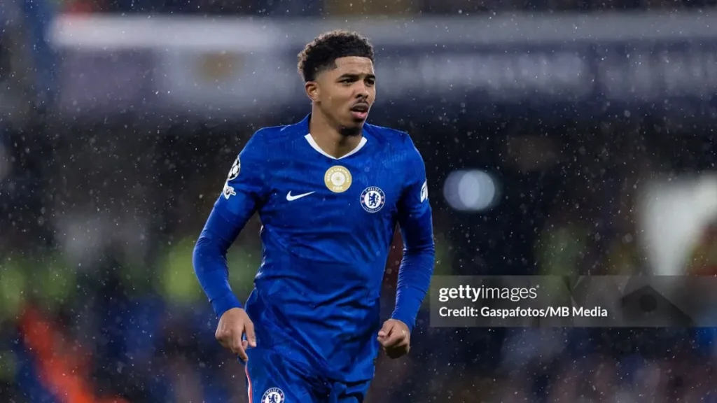 Coventry City dan Borussia Dortmund Incar Bek Chelsea Josh Acheampong
