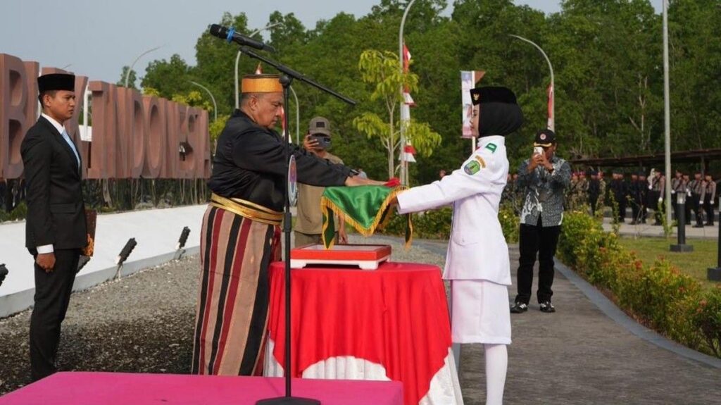 BNPP Gelar Upacara HUT Ke 81 RI Di PLBN Sebatik Nunukan