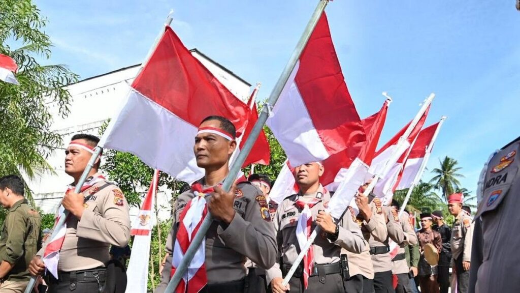 Polda Riau Gelar Ekspedisi Merah Putih Presisi di Dumai dengan Bansos dan Penanaman Mangrove