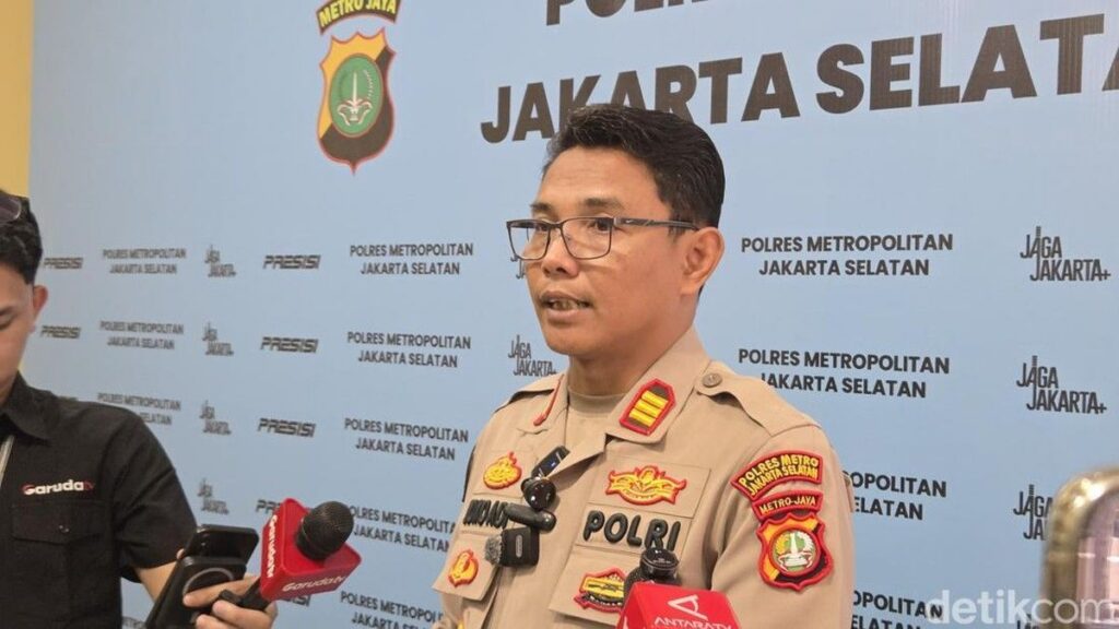 Polres Jaksel Selidiki Temuan Ratusan Senjata di Yayasan Sekolah
