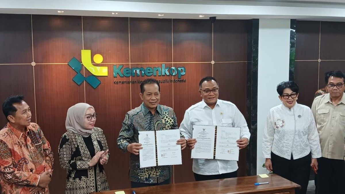 Kemenkop dan KLH Jalin Kerja Sama Kelola Sampah dan Karbon