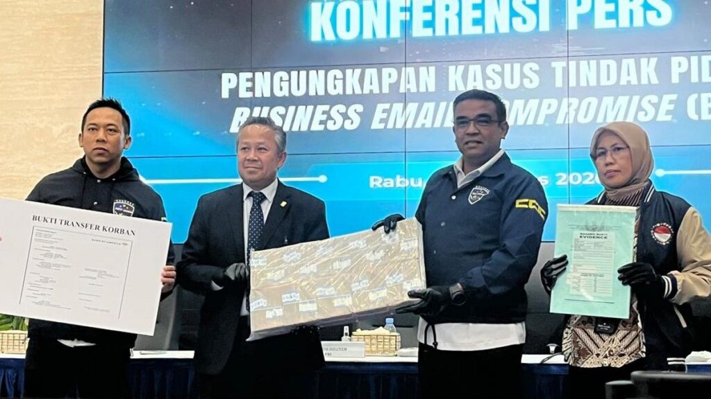 Bareskrim Polri Buru WN China Otak Penipuan Email Rp6,2 Miliar