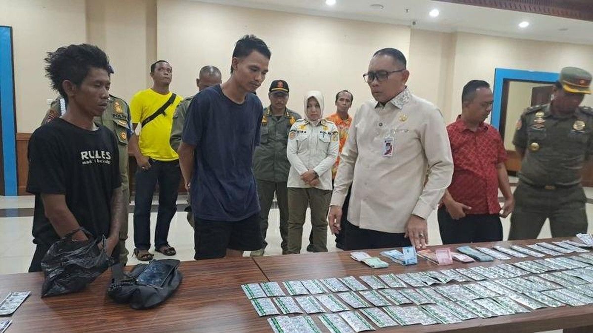 Petugas Gabungan Tangkap Dua Pengedar Obat Keras di Tanah Abang