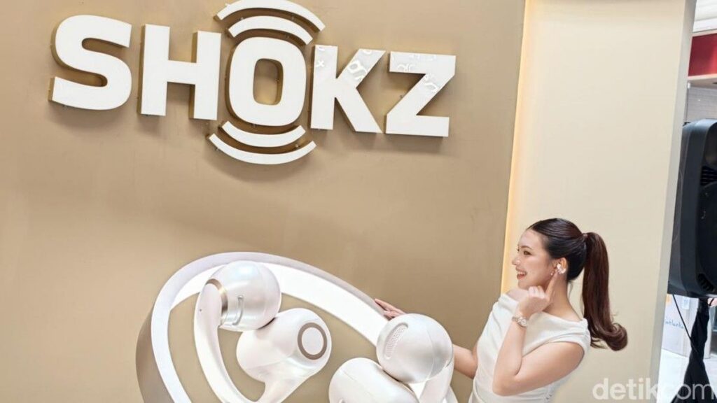 Shokz Luncurkan Earbuds OpenDots 2 di Indonesia