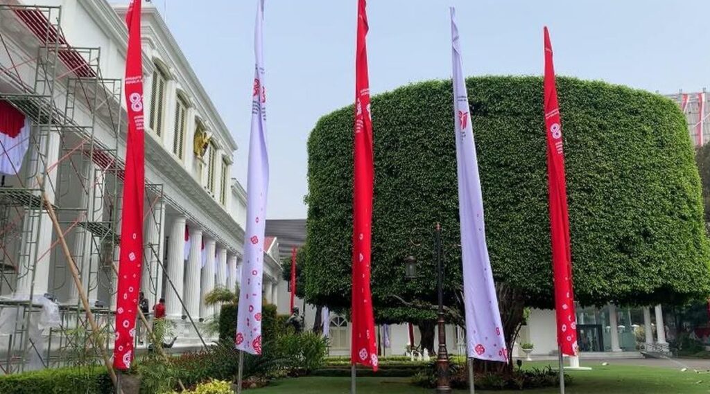 Kompleks Istana Kepresidenan Bersolek Sambut HUT ke-81 RI