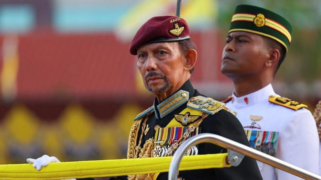 Sultan Brunei Cabut Gelar Kerajaan Menantu Pengiran Raabi’atul