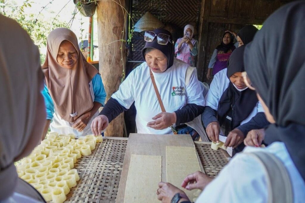 PNM Ajak Nasabah Mekaar Studi Banding ke Solo Kembangkan Olahan Singkong